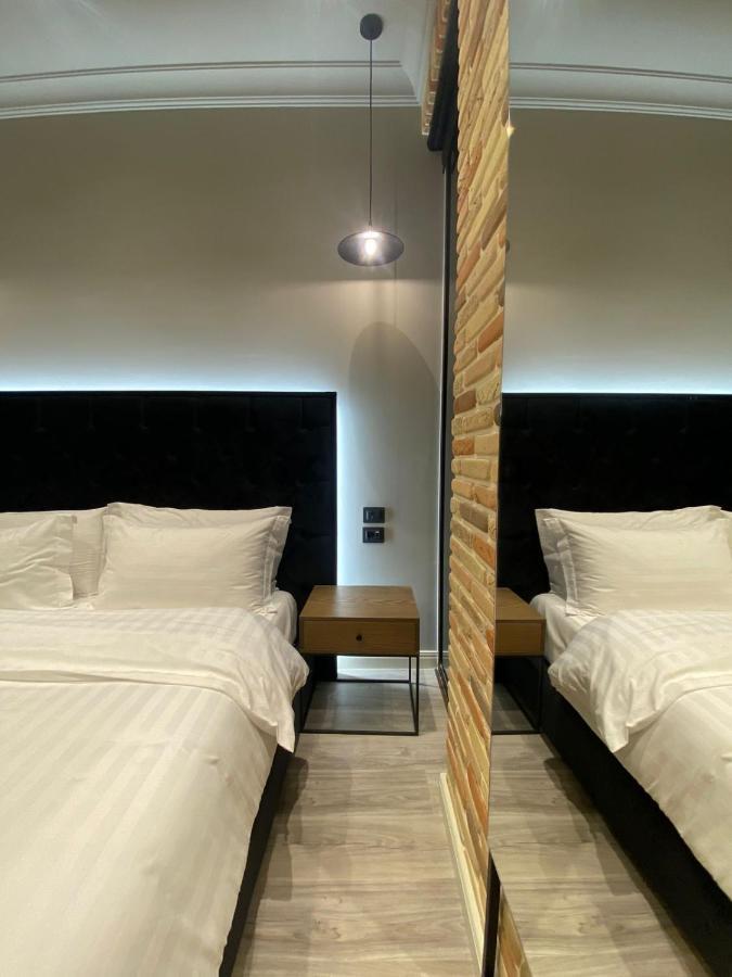 Ardenica Boutique Hotel Lushnje Exterior photo